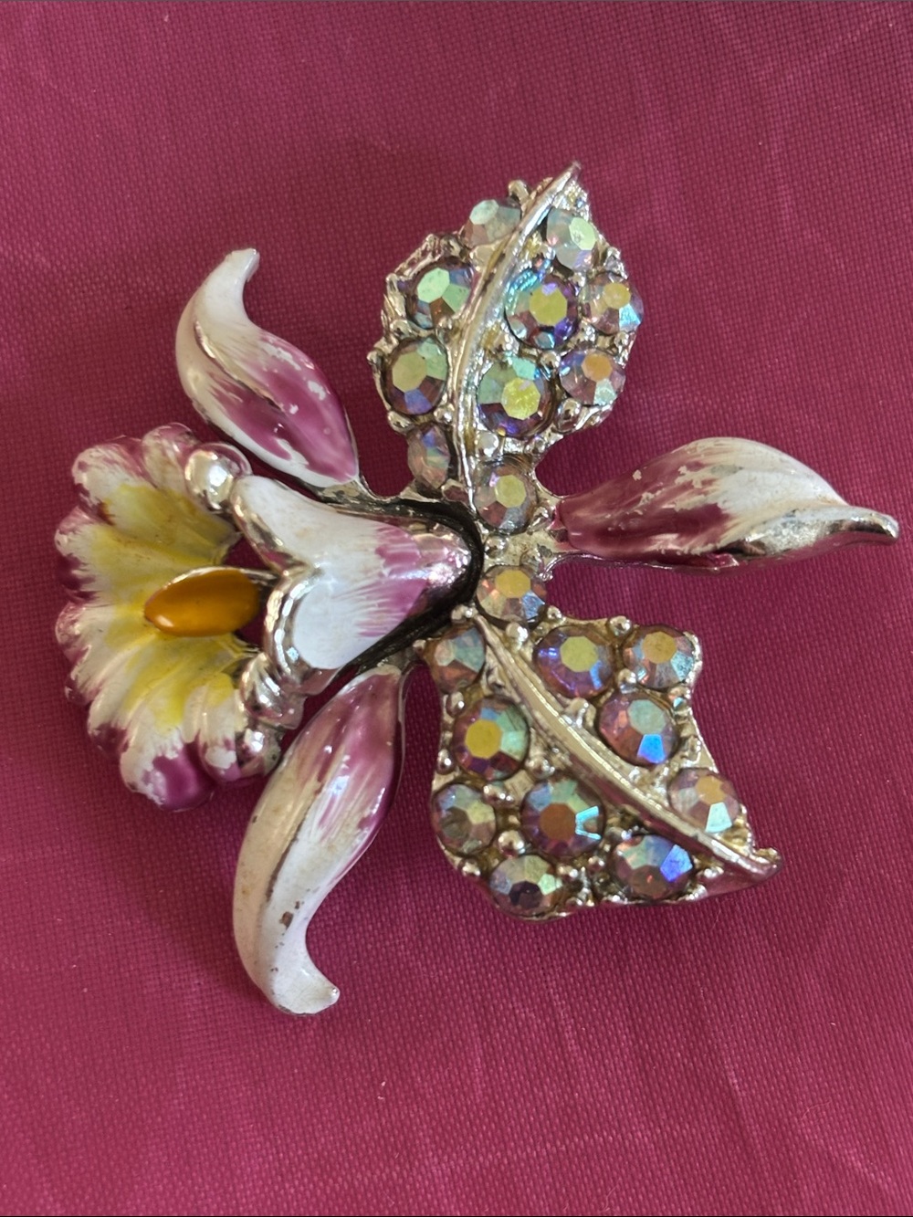 Vintage Iris & Rhinestone Pin - Picture 3 of 9